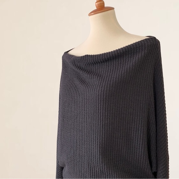 Neely Black Waffle Knit Thermal Dolman Sleeve Long Cuff Pullover - Picture 3 of 6